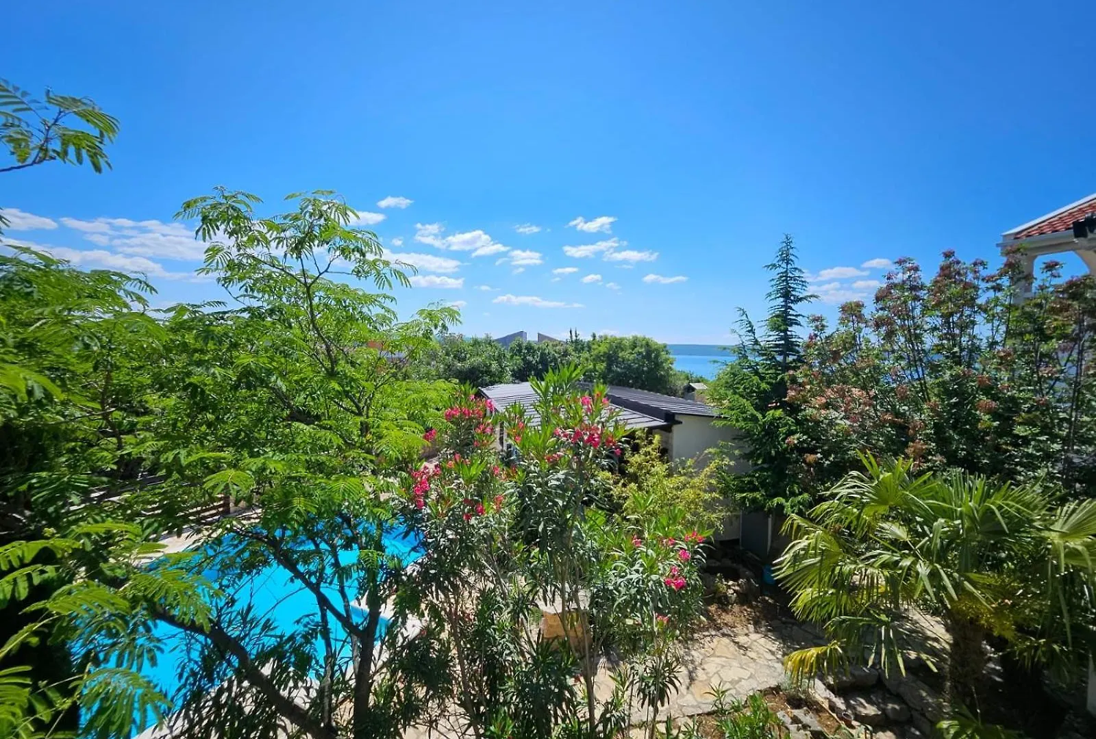Sunny Pool Apartments Maslenica 0*,